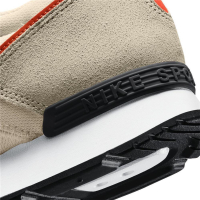 Nike Venture Runner Sneaker Herren - PEARL WHITE/ORANGE-RATTAN-WHITE - Größe 12