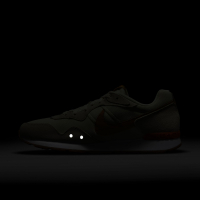 Nike Venture Runner Sneaker Herren - COCONUT MILK/SANDED GOLD-MAGMA ORAN - Größe 12