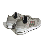 adidas Run 80s Sneaker Herren - SILPEB/OLISTR/BRIRED - Größe 10-